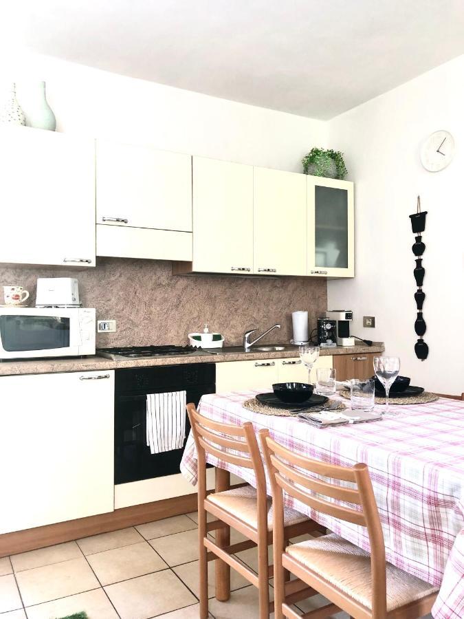 Apartament Casa Nonna Elide Besozzo Zewnętrze zdjęcie