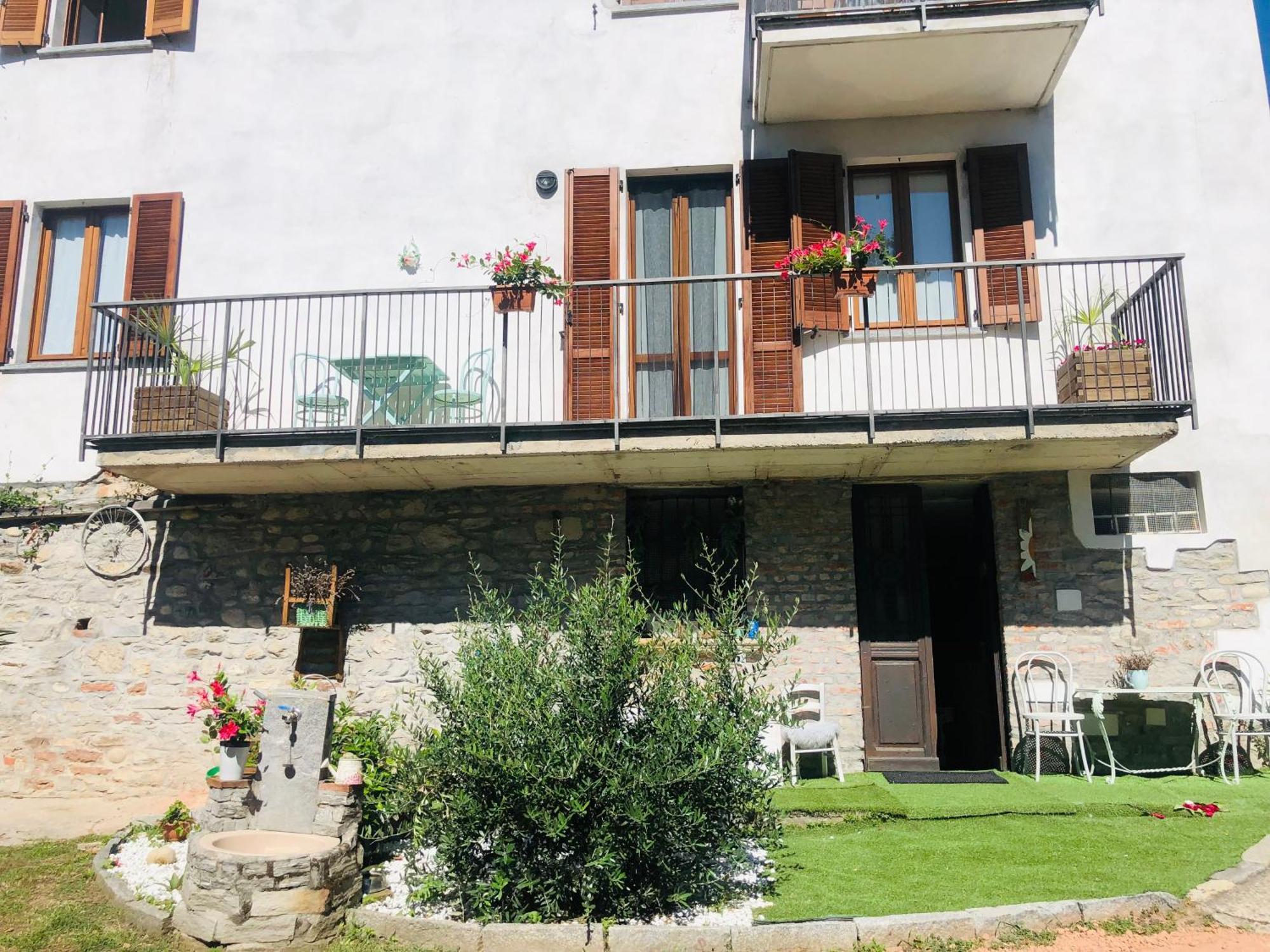 Apartament Casa Nonna Elide Besozzo Zewnętrze zdjęcie